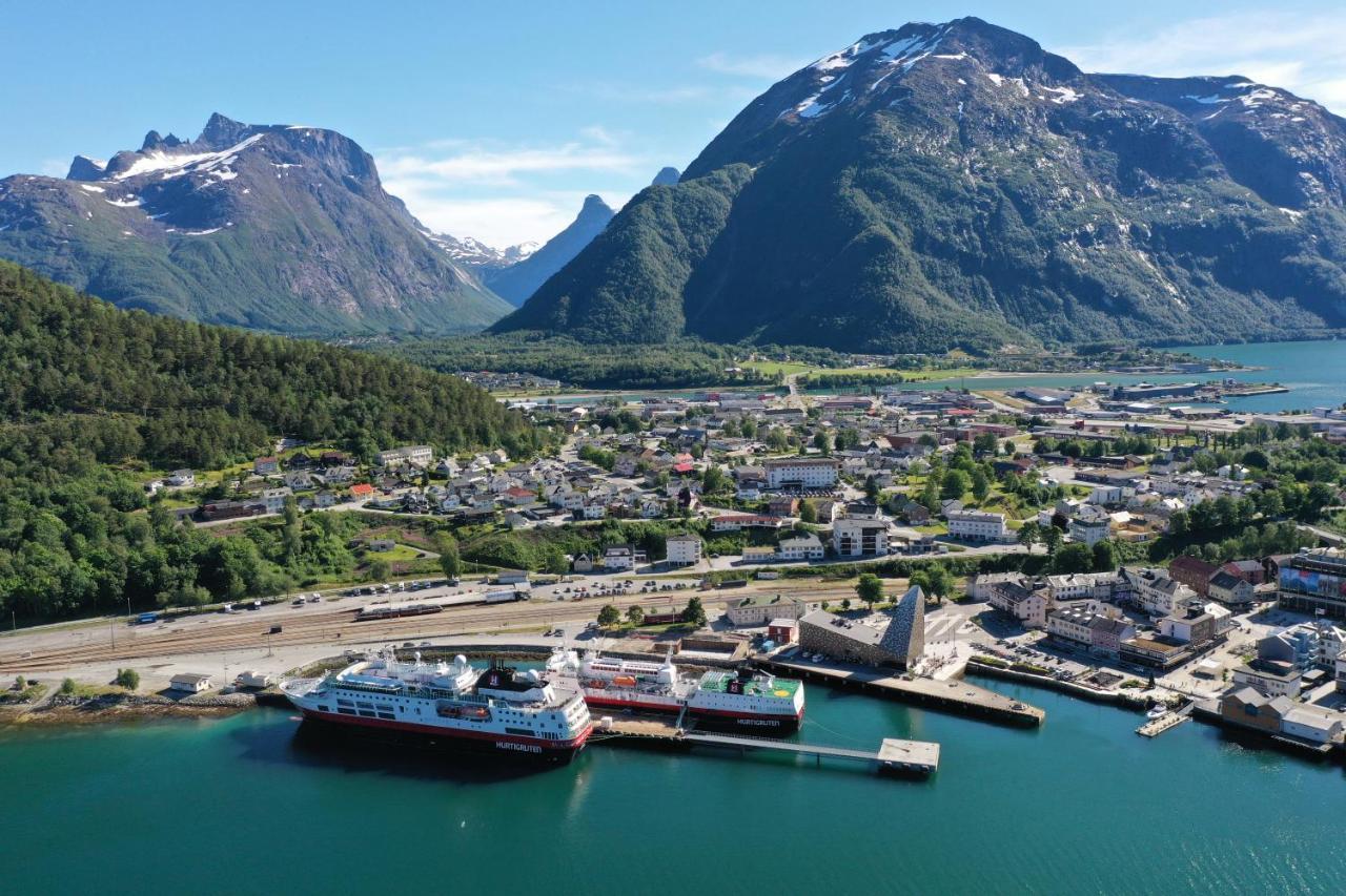 Åndalsnes Sentrum App3 Leilighet Eksteriør bilde